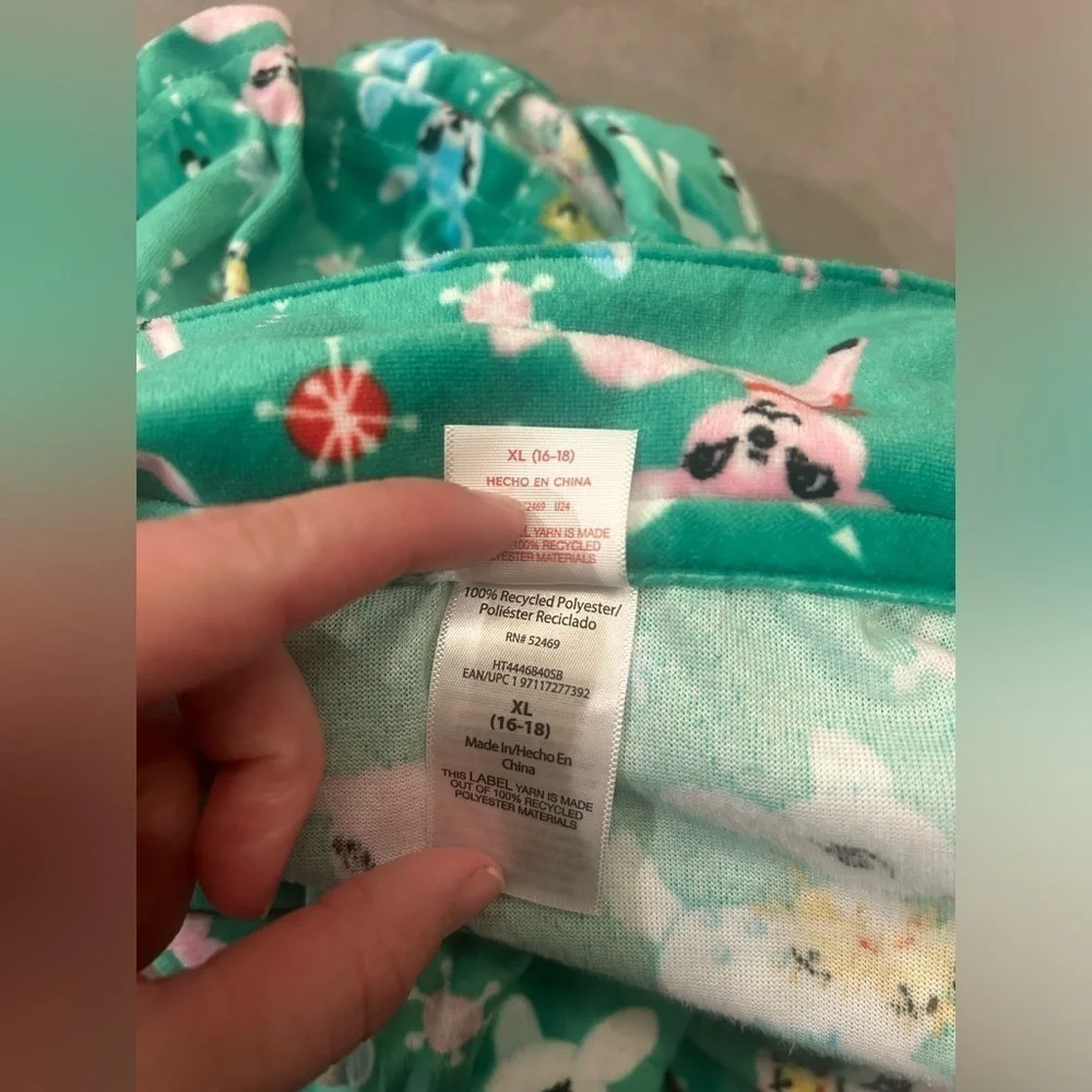 Girls XL 16-18 Holiday Pajama Top Button Down Deer Christmas Green Long Sleeve